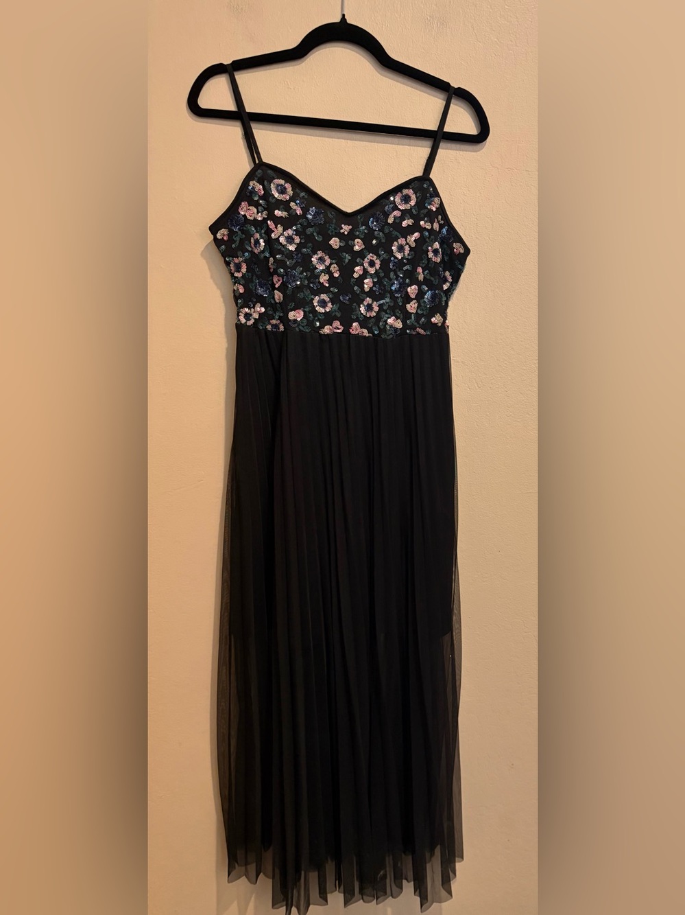 Flirty Floral Sequin Dress w/ Pleated Sheer Tulle Bottom, HS Dance Vibes